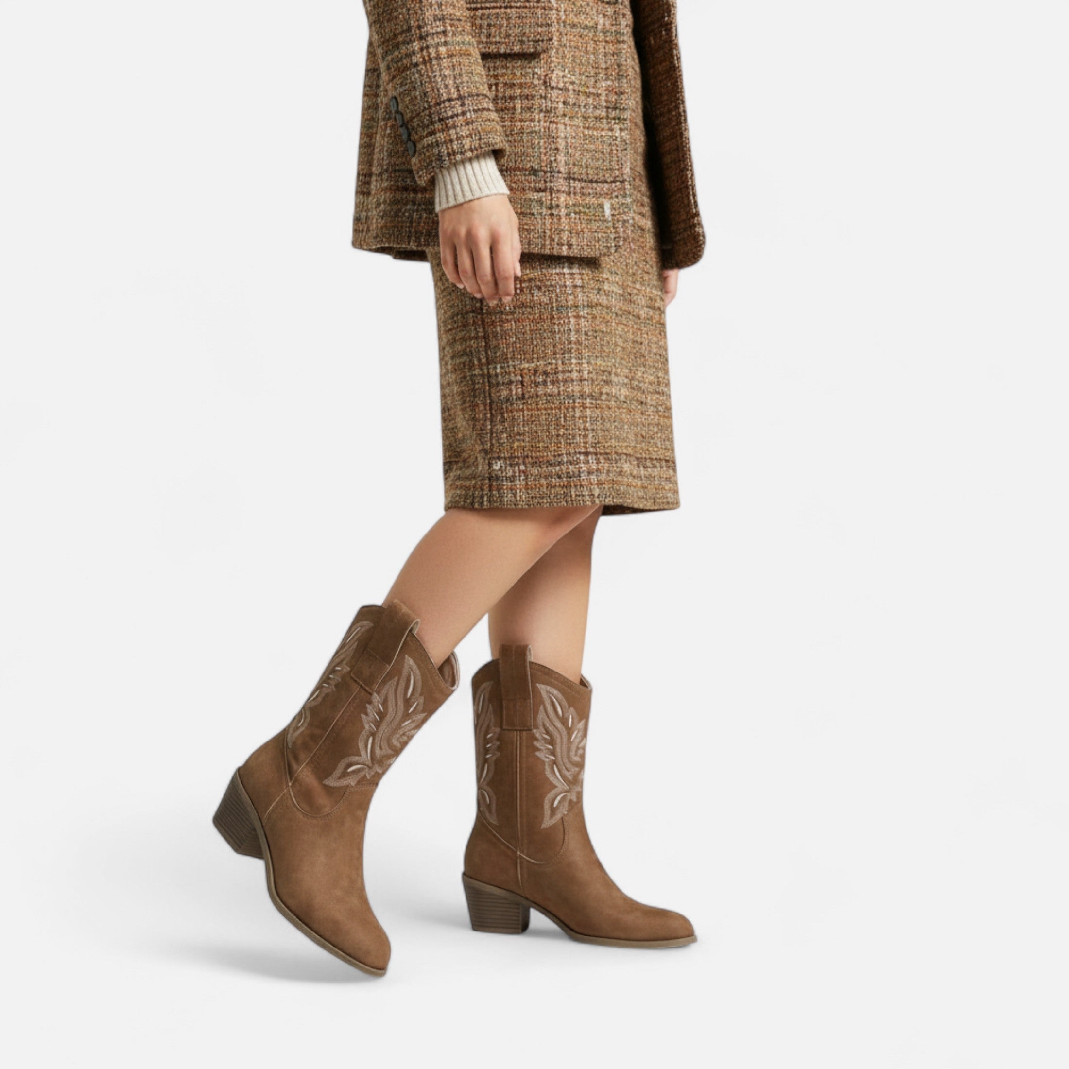 Old Ancien | Women’s Suede Cowboy Boots – Vintage Chunky Heel